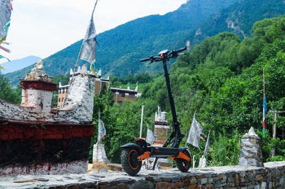 Trotineta electrica pliabila KUKIRIN G2 Max, autonomie max 80km, motor 1000W, acumulator 48V 20Ah