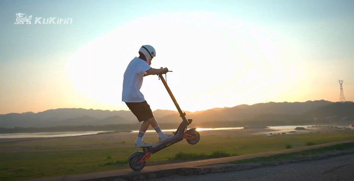 Trotineta electrica pliabila KUKIRIN G3 Pro Dual Drive Off-Road Electric Scooter,autonomie 80Km,motor 2x1200W