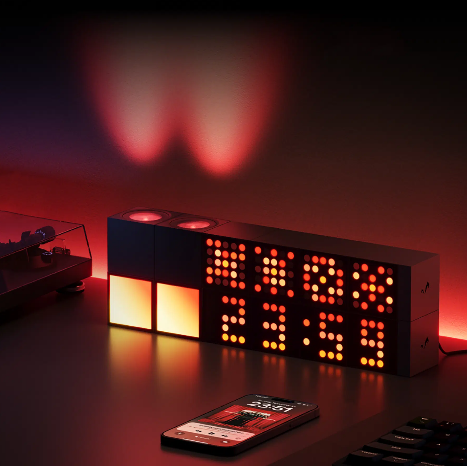 Lampa inteligenta LED YEELIGHT Cube-Matrix Smart Lamp, compatibilila cu Matter, Apple Homekit, Google Assistant